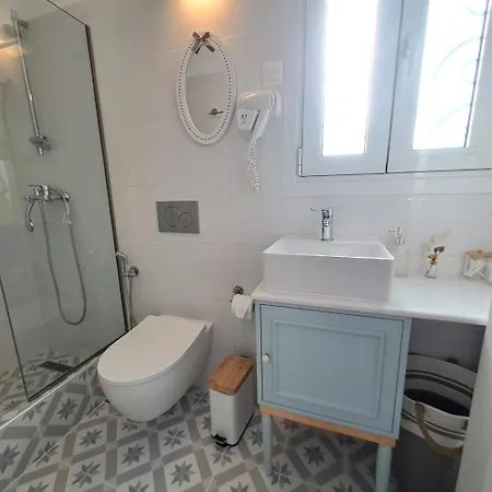 Apartament Garitsa Bay